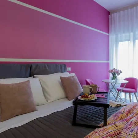 فندق مبيت وإفطار Backhome Suite&breakfast إيركولانو